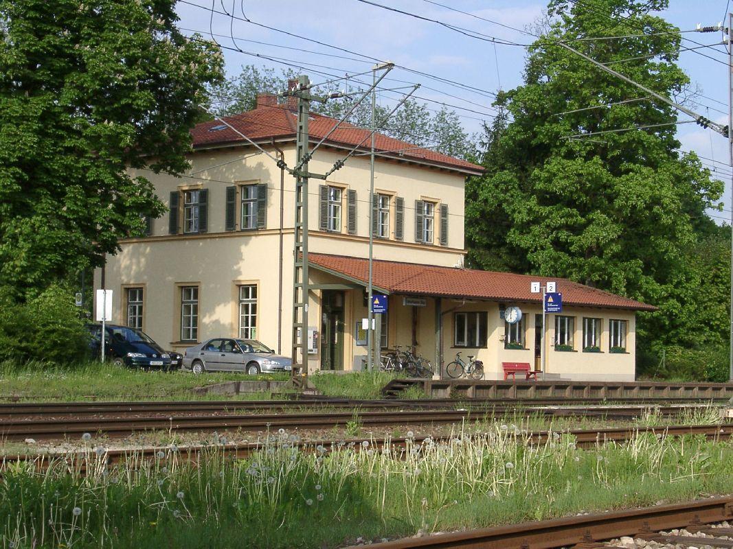 bahnhof